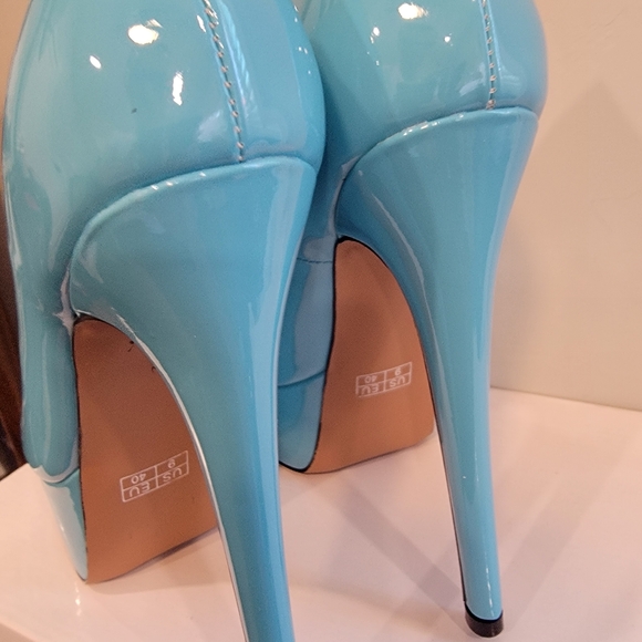 Elegant Blue Platform High Heels - Picture 3 of 12